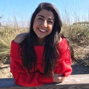 Meet your Posher, Nikki